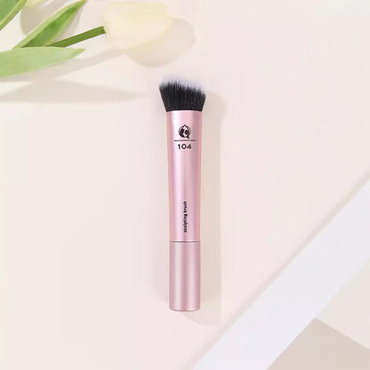 Professional Multi-Tasking Makeup Brush – The All-in-One Tool for Contour, Blush & Setting Powder