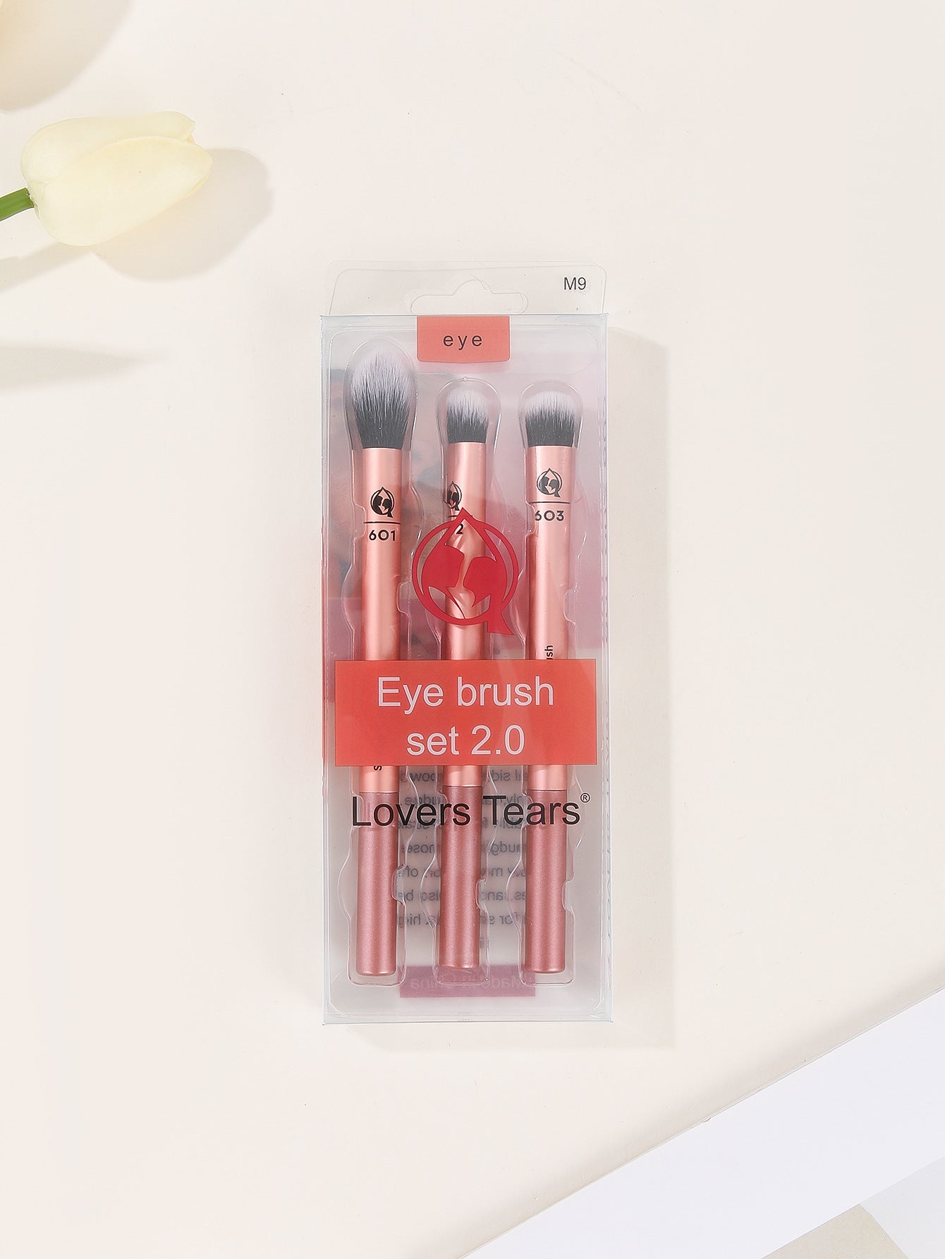 On-the-Go Professional Makeup Brush Kit – Travel-Friendly Essentials for a Flawless Finish Anywhere