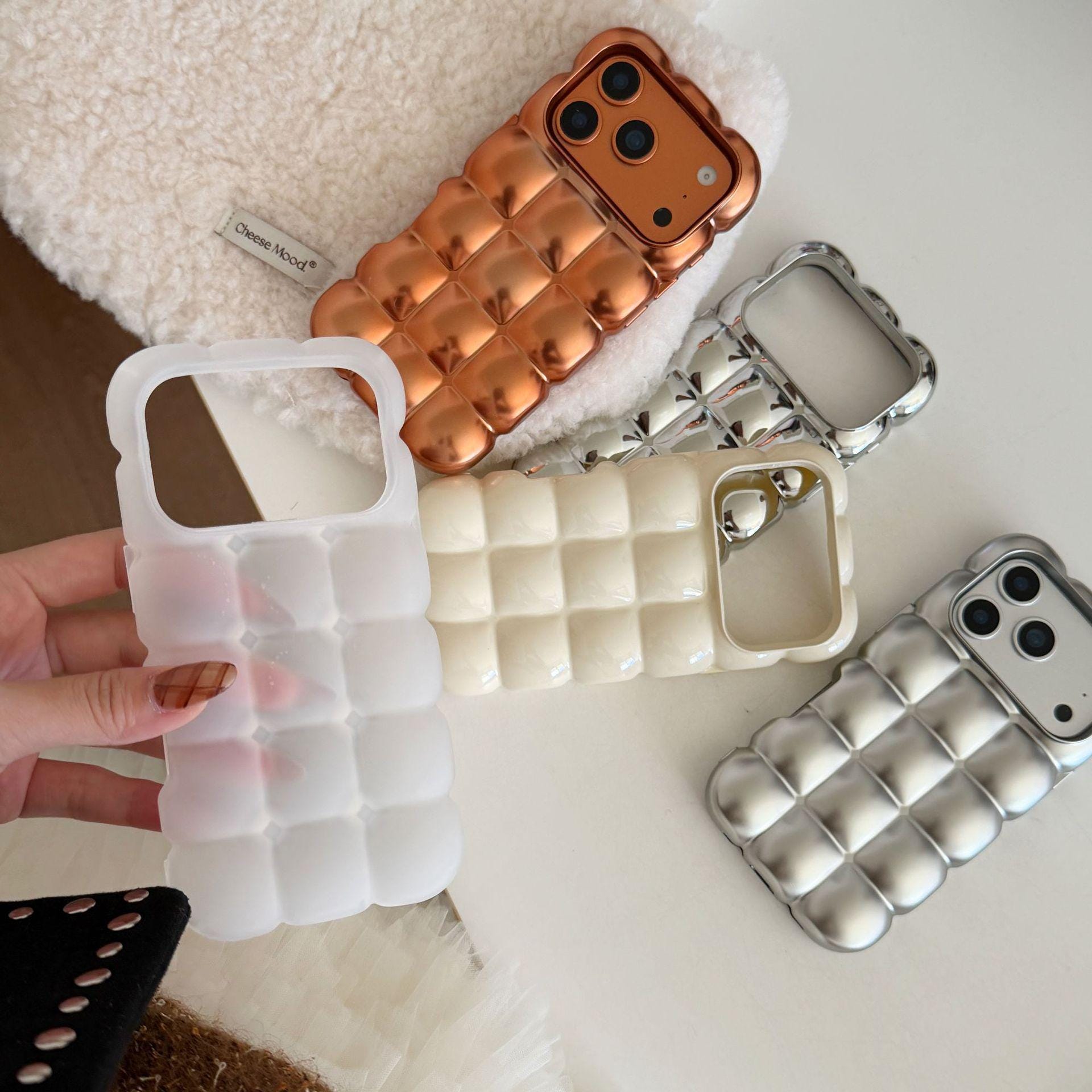 The Puffer Case iPhone 16 Pro Max. Metallic Silver 3D Bubble Cover. Soft Pillow Down Jacket Shell. Y2K Trendy Aesthetic Gift.